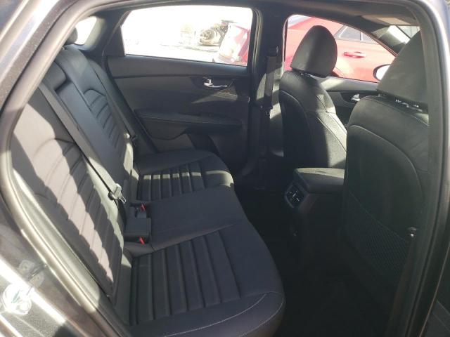 3KPF54AD5NE506751 KIA Forte Gt Line