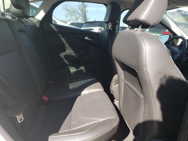 1FADP3J28GL257386 Ford Focus Titanium