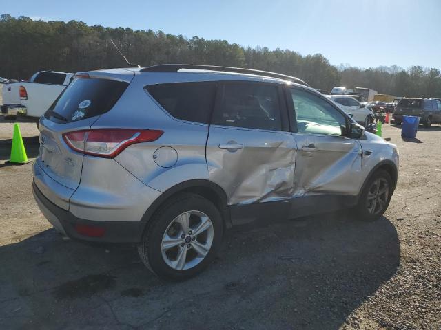 1FMCU0GX3GUC62372 Ford ESCAPE SE
