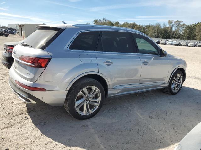 WA1LXBF73ND008032 Audi Q7 Premium Plus