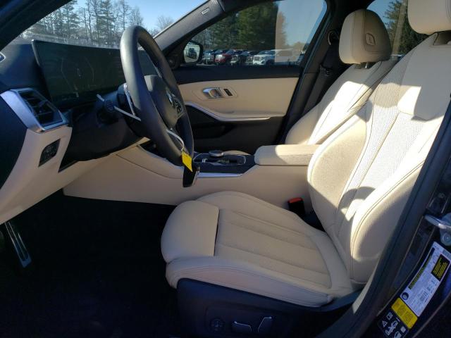 3MW89FF08R8D92132 BMW 330XI