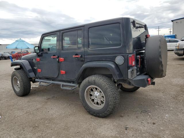 1C4BJWEG9JL900040 Jeep Wrangler Unlimited Sahara