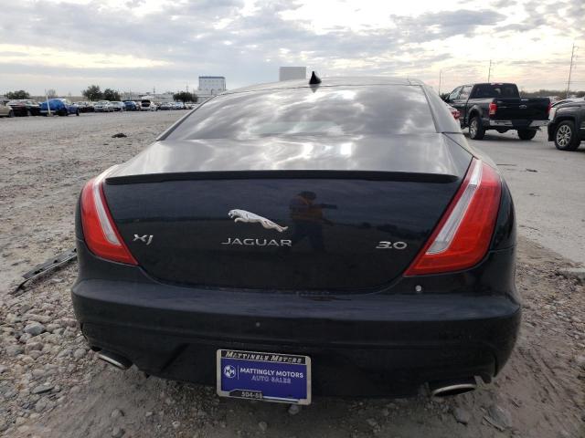 SAJWA1C78J8W13946 Jaguar Xj R - Sport