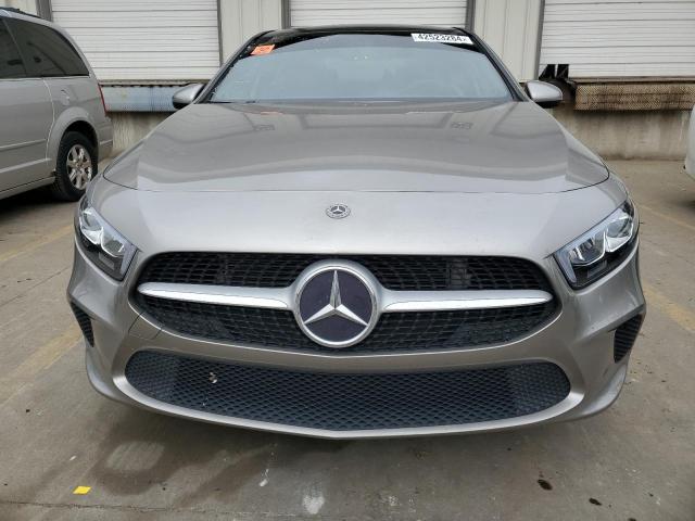 WDD3G4FB1KW027755 Mercedes-Benz A 220 4matic