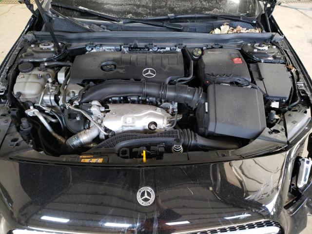 W1K3G4FB8NJ361508 Mercedes-Benz A 220 4matic