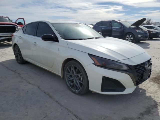 1N4AL4CV1PN317055 Nissan ALTIMA SR
