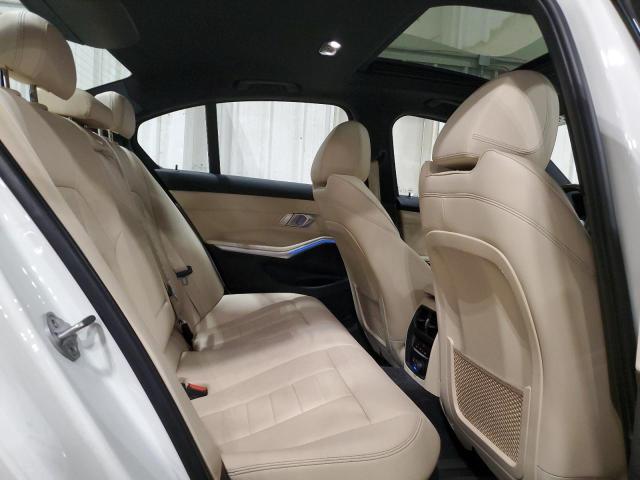WBA5R7C51KAJ85102 BMW 330XI