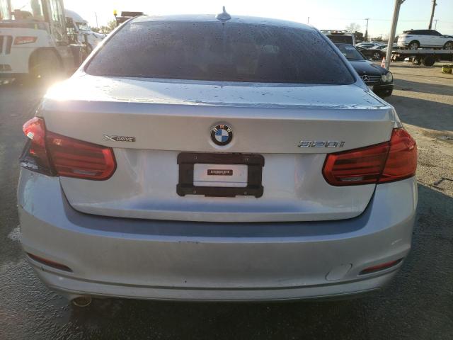 WBA8A3C55JA486984 BMW 320 XI
