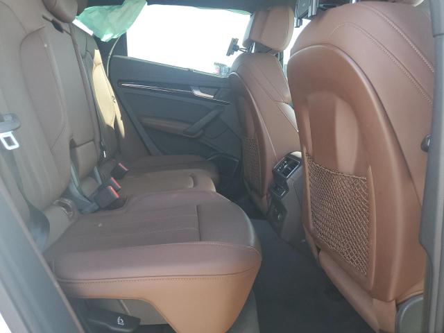 WA1BNAFY3K2080036 Audi Q5 Premium Plus