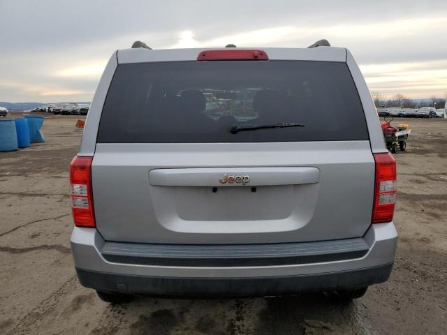 1C4NJPBA2GD688541 Jeep Patriot Sport