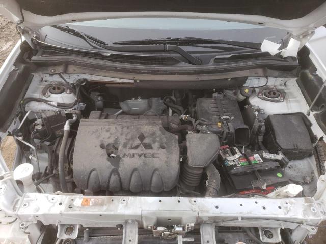 JA4AD3A34JZ060728 Mitsubishi Outlander Se
