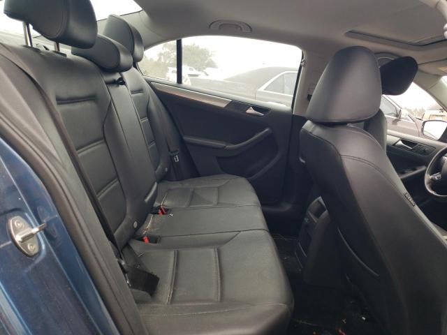 3VWDB7AJ9JM250120 Volkswagen JETTA SE