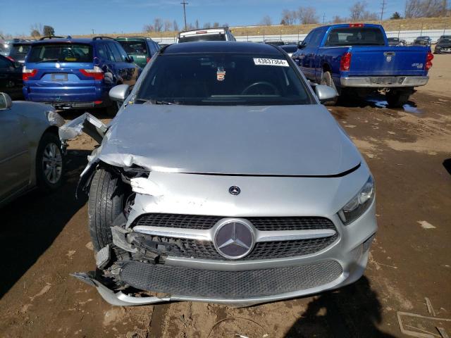W1K3G4FB4LJ197512 Mercedes-Benz A 220 4matic