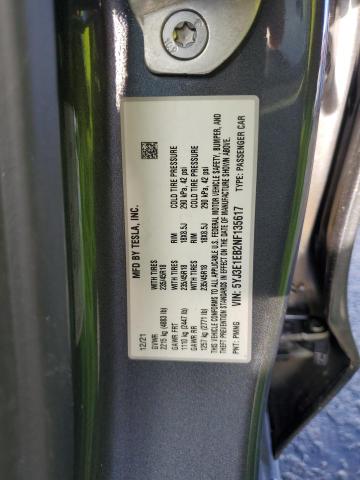5YJ3E1EB2NF135617 Tesla MODEL 3