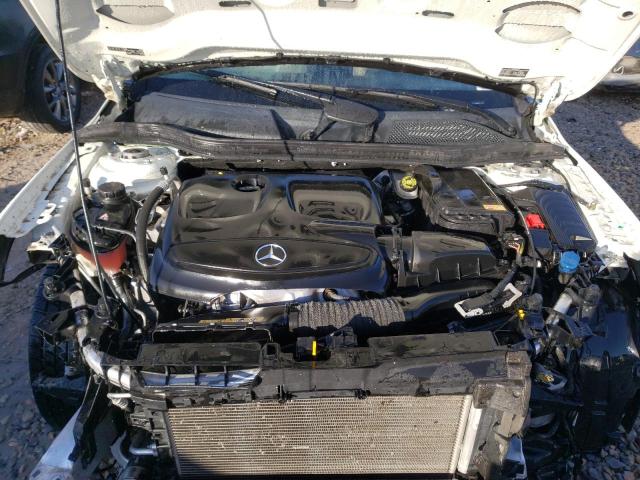 WDCTG4EB3FJ117529 Mercedes-Benz GLA 250