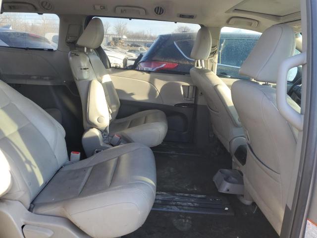 5TDYZ3DC3HS804574 Toyota SIENNA XLE