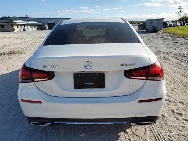 WDD3G4FB5KW021036 Mercedes-Benz A 220 4matic