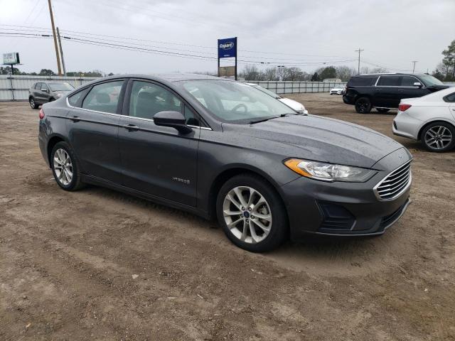 3FA6P0LU9KR261799 Ford FUSION SE
