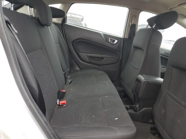 3FADP4EJ1FM118625 Ford FIESTA SE