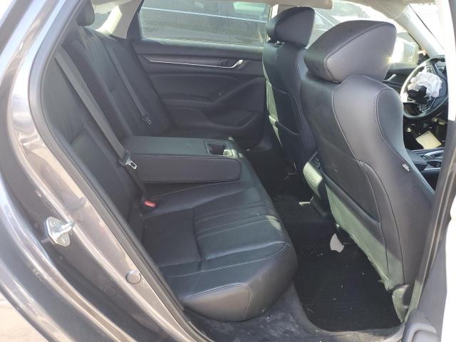 1HGCV1F96JA005243 Honda Accord Touring
