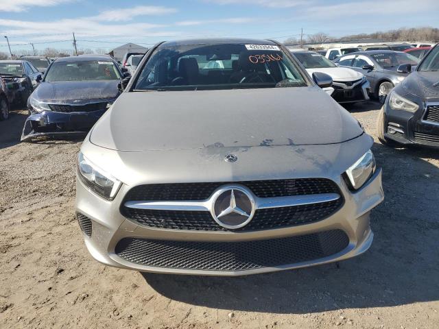WDD3G4FB1KW035161 Mercedes-Benz A 220 4matic