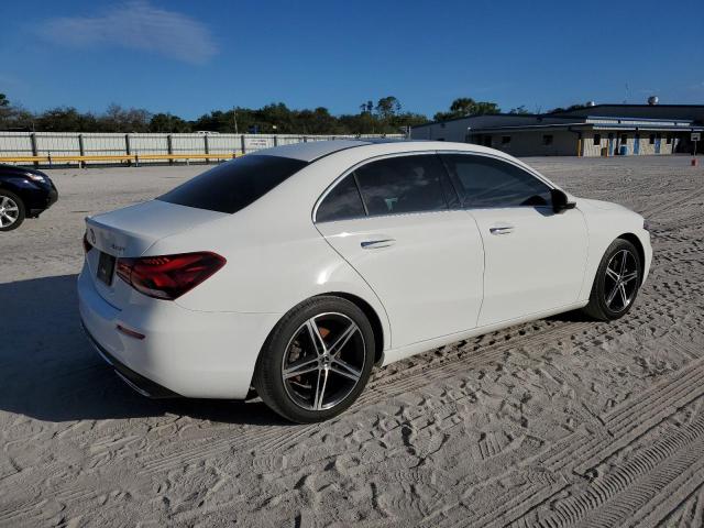 WDD3G4FB5KW021036 Mercedes-Benz A 220 4matic