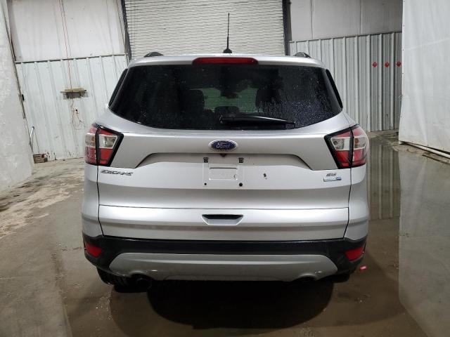 1FMCU9GD4JUB93158 Ford ESCAPE SE