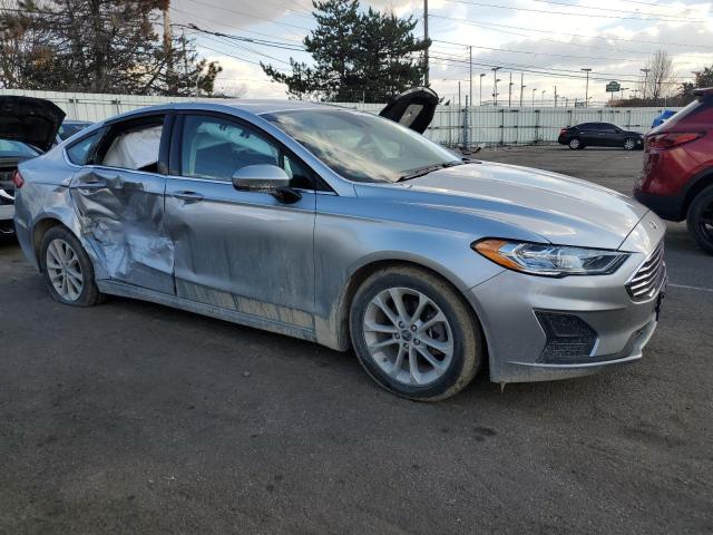 3FA6P0HD1LR208685 Ford FUSION SE