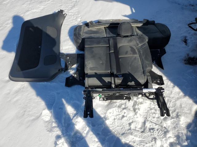 7SAYGDEF6PF833111 Tesla Model Y