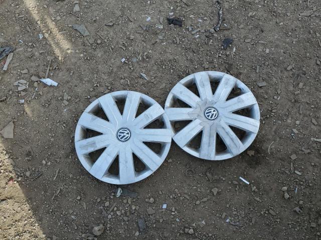 3VW2K7AJ6FM414972 Volkswagen JETTA BASE