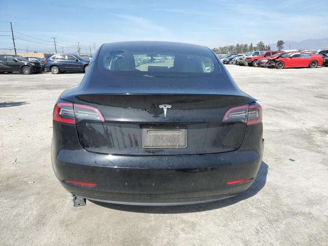 5YJ3E1EA9KF305507 Tesla MODEL 3