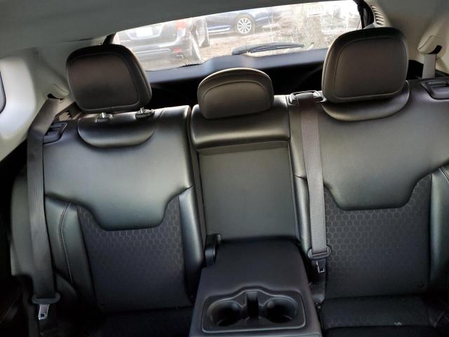 3C4NJDBB4JT393093 Jeep Compass Latitude