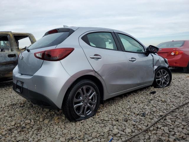 3MYDLBJV1LY702953 Toyota YARIS LE