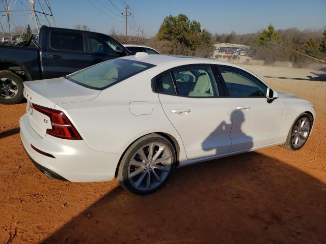 7JR102FK1LG045213 Volvo S60 T5 Momentum
