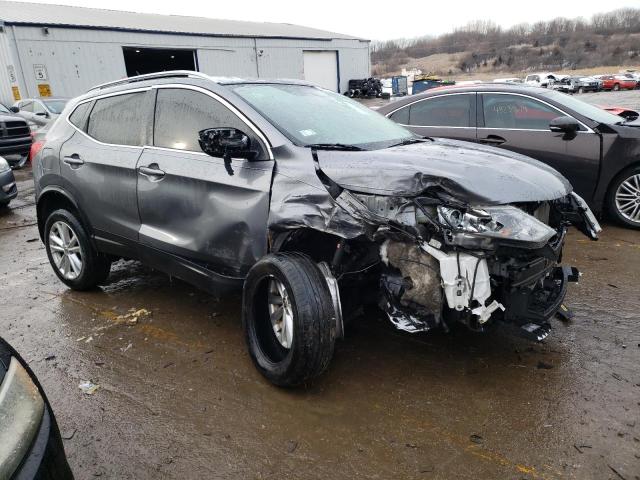 JN1BJ1CR3HW143784 Nissan Rogue Sport S