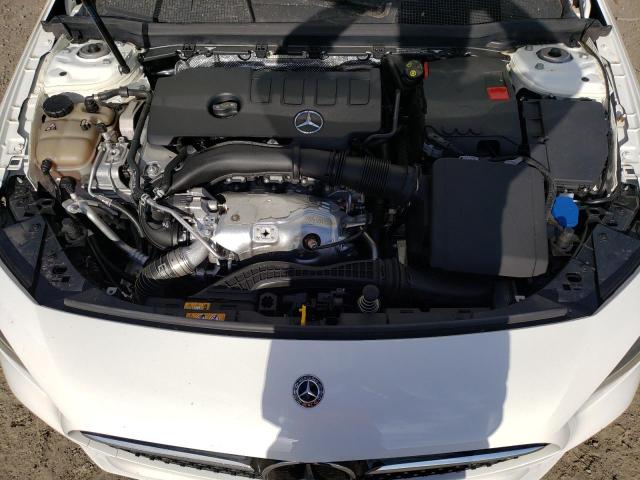 WDD3G4EB5KW012306 Mercedes-Benz A 220