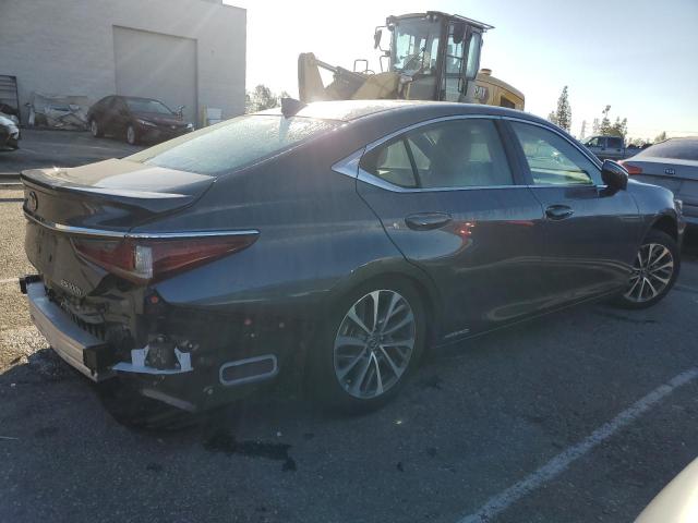 58ACA1C15NU015165 Lexus Es 300h Base