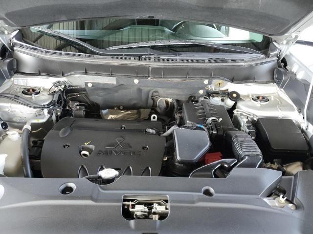 JA4AP3AW4JU000639 Mitsubishi Outlander Sport Es
