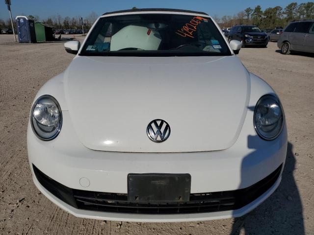 3VW517AT4FM809136 Volkswagen Beetle 1.8t