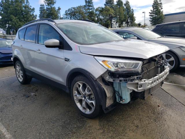 1FMCU0G96HUE38222 Ford ESCAPE SE
