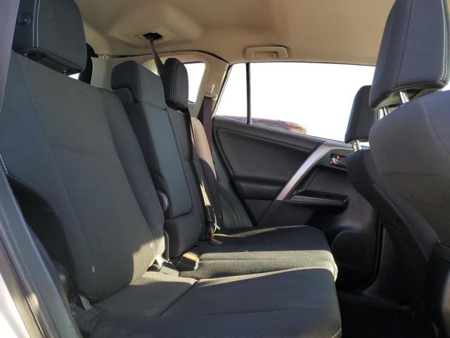 JTMRFREV8GJ080599 Toyota Rav4 Xle