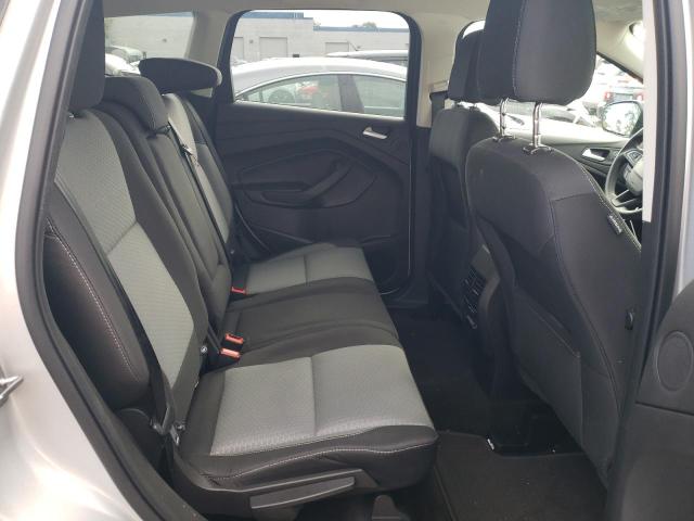 1FMCU0G96HUE38222 Ford ESCAPE SE