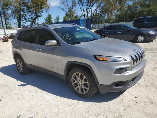 1C4PJLCB8JD511119 Jeep Cherokee Latitude