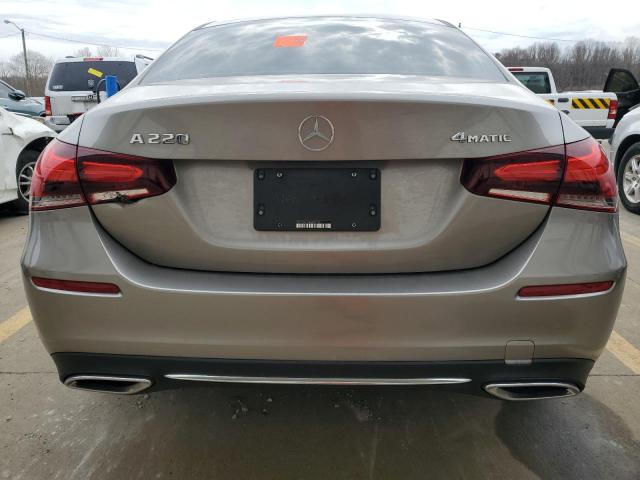 WDD3G4FB1KW027755 Mercedes-Benz A 220 4matic