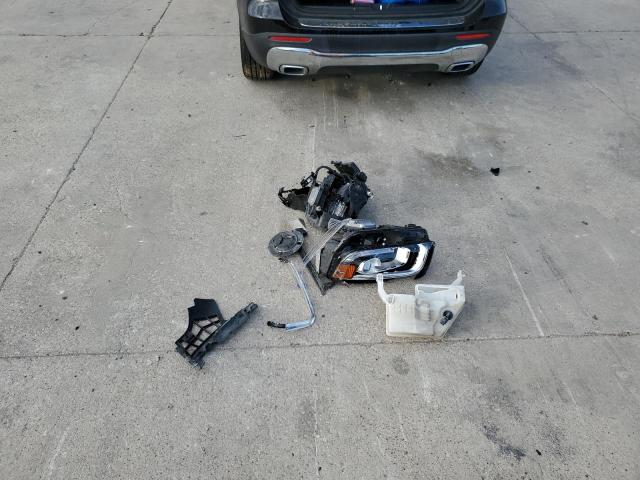 W1N4M4HBXLW027932 Mercedes-Benz Glb 250 4matic