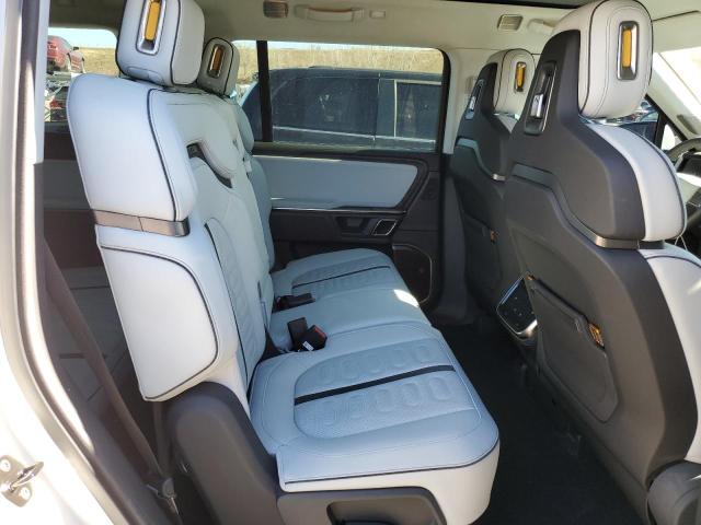 7PDSGABA9PN010225 Rivian R1s Adventure