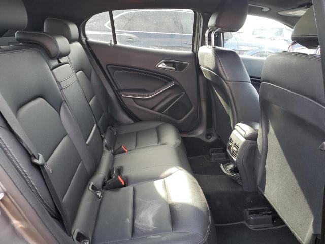 WDCTG4GB0HJ319678 Mercedes-Benz Gla 250 4matic