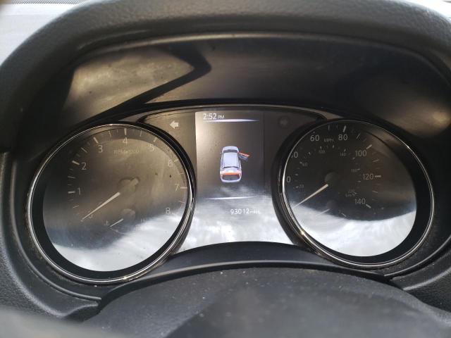 JN1BJ1CR3HW143784 Nissan Rogue Sport S