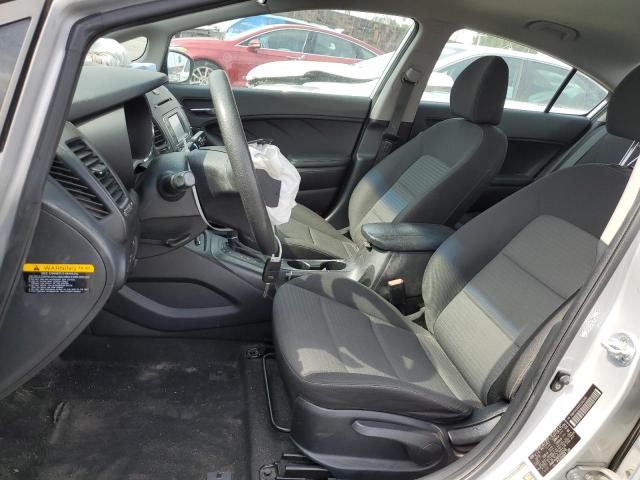 KNAFX4A61G5582331 KIA FORTE LX