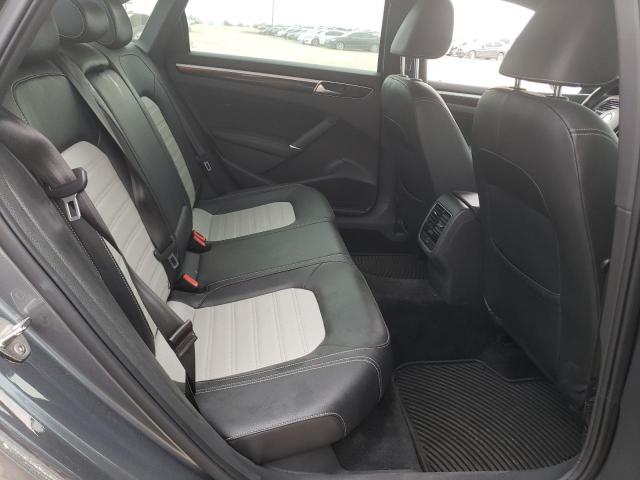 1VWBM7A38JC041262 Volkswagen Passat Gt
